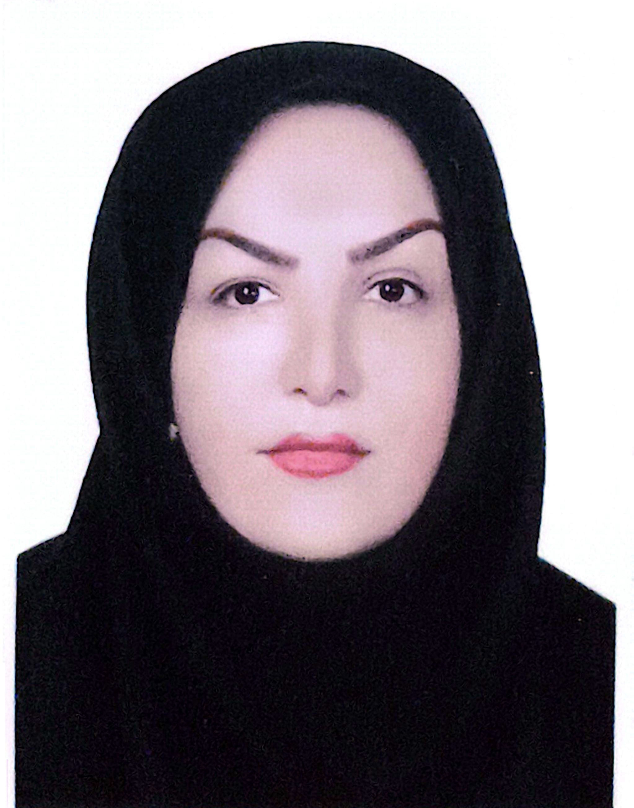 معصومه کریمی