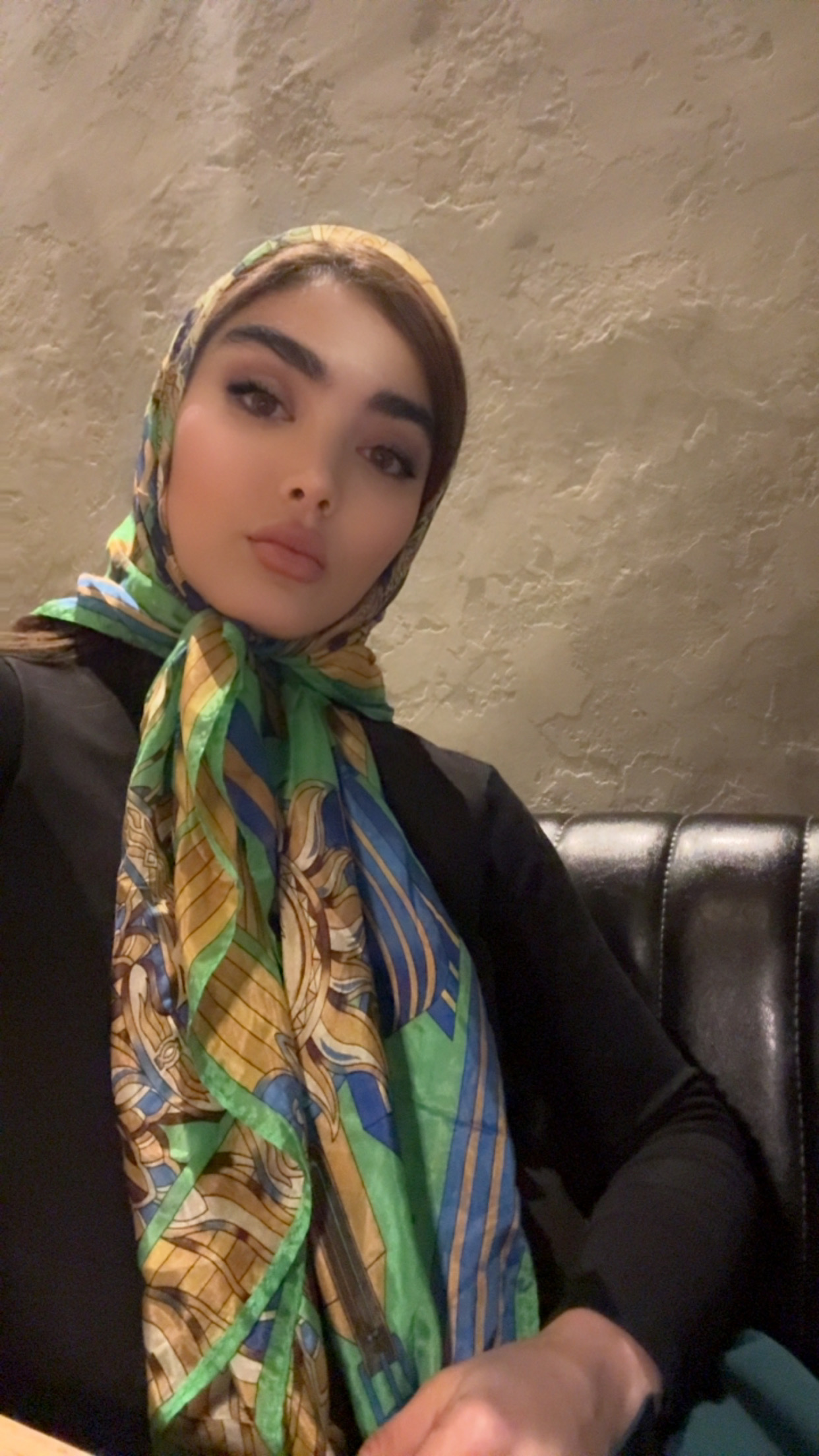 دکتر فرناز مهری